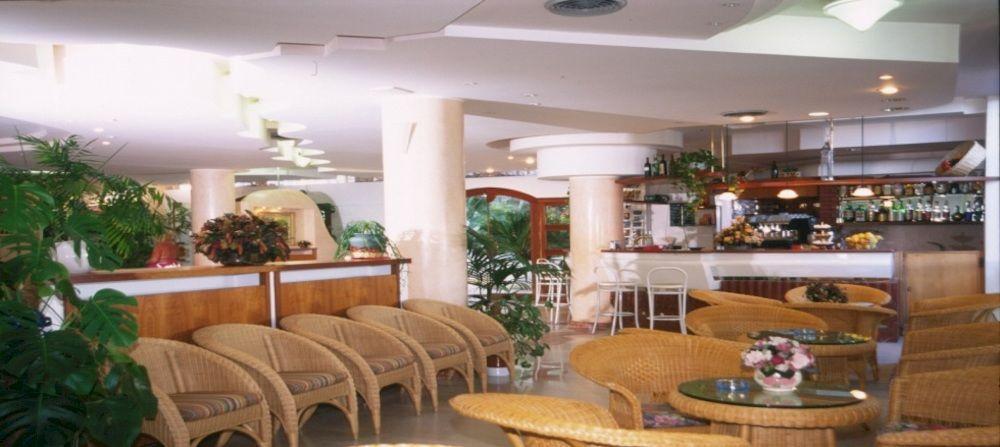 Hotel Baia Santa Barbara Rodi Garganico Extérieur photo